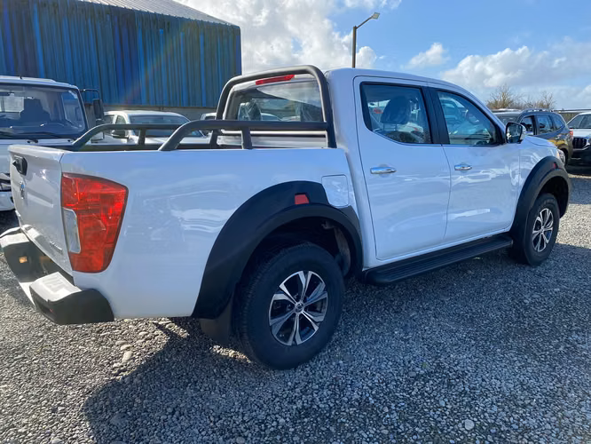 DFSK D1 LUXURY 4X4 AT E6