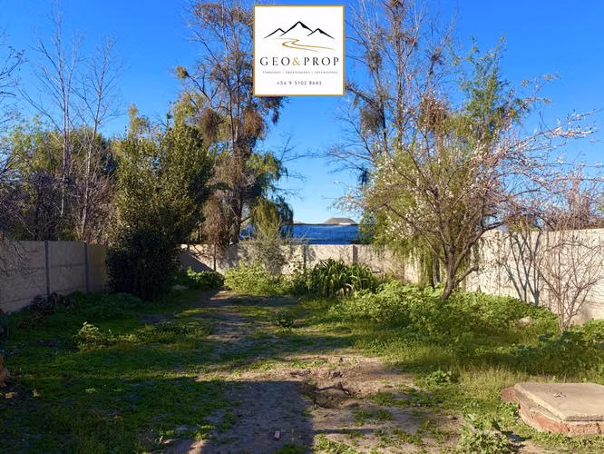 Casa adobe Plaza Putaendo con terreno agricola 1119  m²