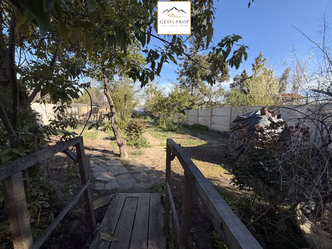 Casa adobe Plaza Putaendo con terreno agricola 1119  m²