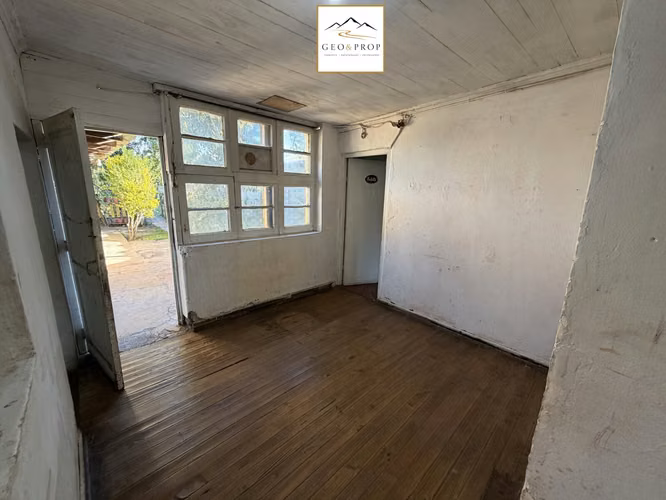 Casa adobe Plaza Putaendo con terreno agricola 1119  m²