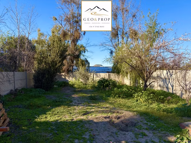 Casa adobe Plaza Putaendo con terreno agricola 1119  m²