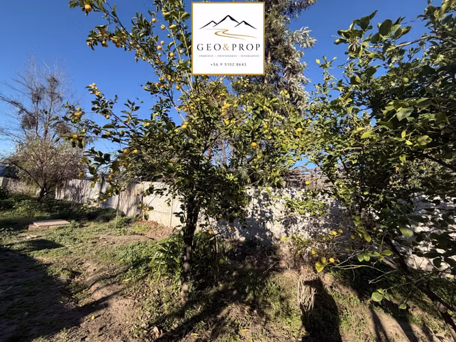 Casa adobe Plaza Putaendo con terreno agricola 1119  m²
