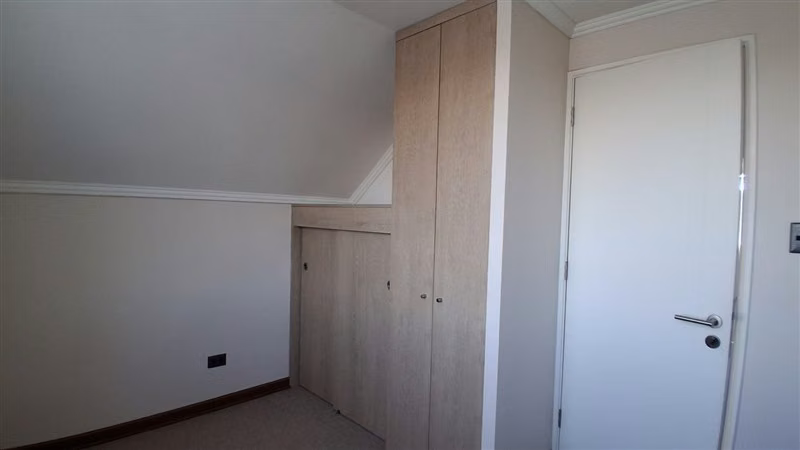 Casa en venta de 3 dorm. 3 baños en Peñaflor - Imagen 8