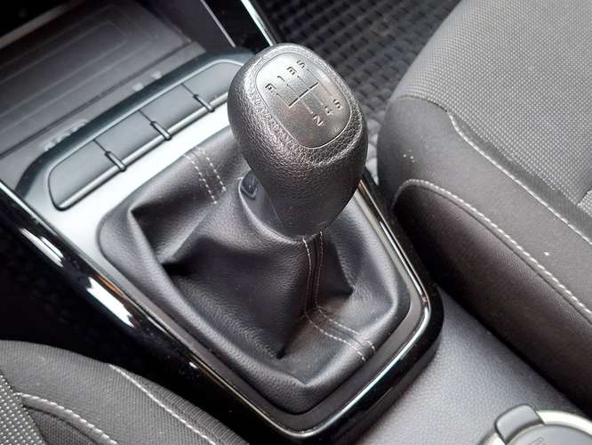 KIA RIO 5 2021 - Imagen 17