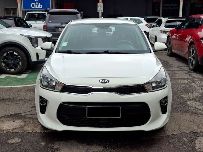 KIA RIO 5 2021 - Imagen 2