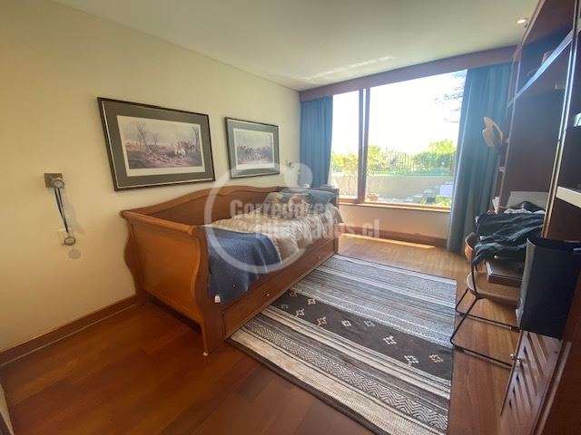 Casa en arriendo de 7 dormitorios en Las Condes condominio
