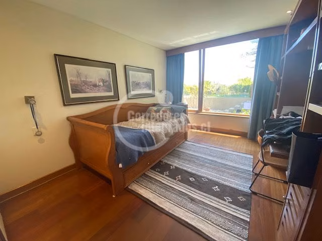 Casa en arriendo de 7 dormitorios en Las Condes condominio