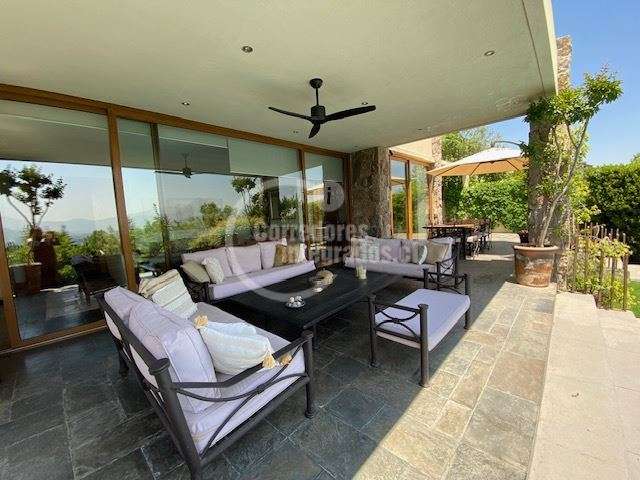 Casa en arriendo de 7 dormitorios en Las Condes condominio