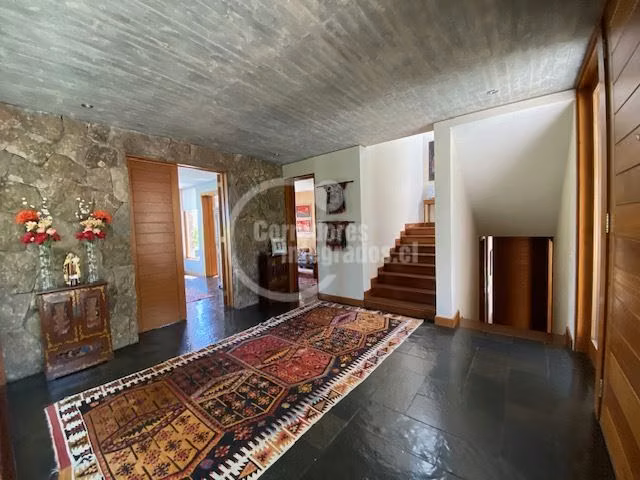 Casa en arriendo de 7 dormitorios en Las Condes condominio