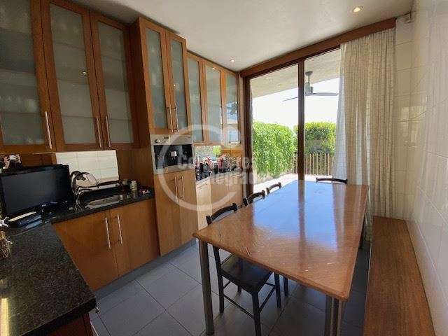 Casa en arriendo de 7 dormitorios en Las Condes condominio