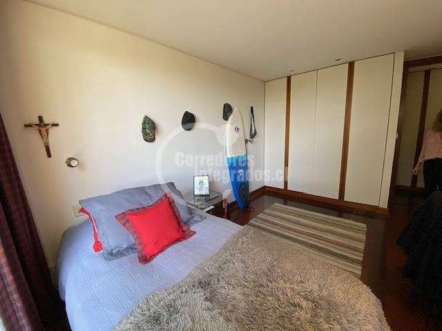 Casa en arriendo de 7 dormitorios en Las Condes condominio