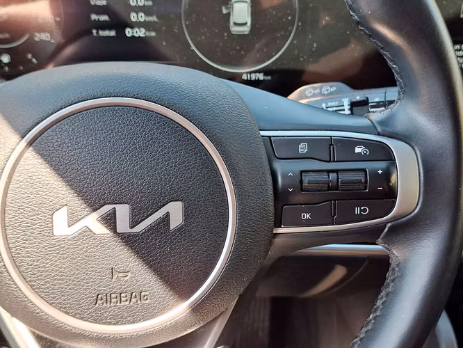 KIA SPORTAGE 2022 - Imagen 12
