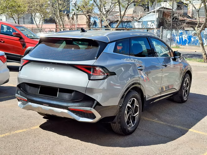 KIA SPORTAGE 2022 - Imagen 6