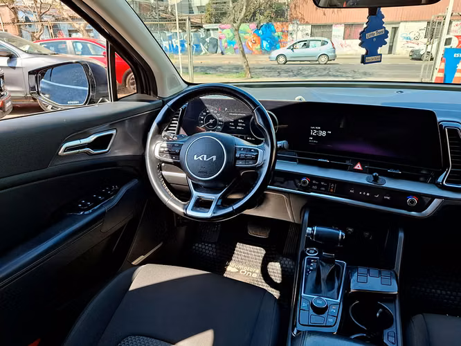 KIA SPORTAGE 2022 - Imagen 8