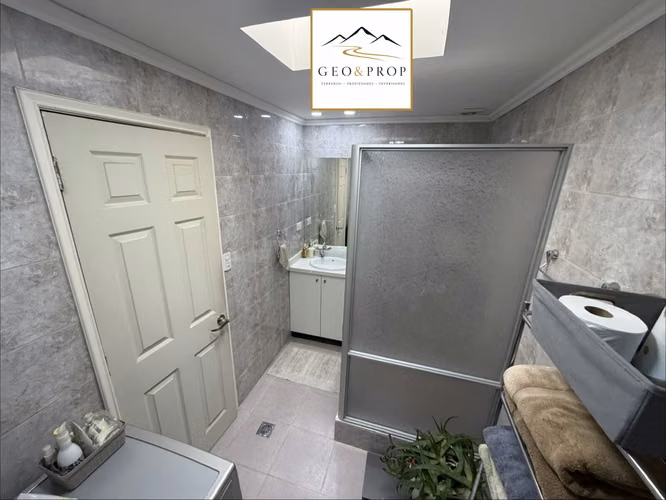 Casa 4D 2B terreno 576 m² La Cisterna - Imagen 11