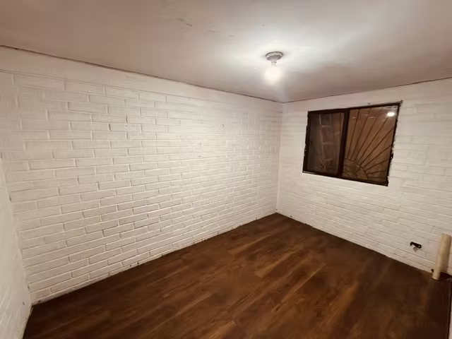 Casa 48 m² con terreno 130 m², Metro Santa Julia