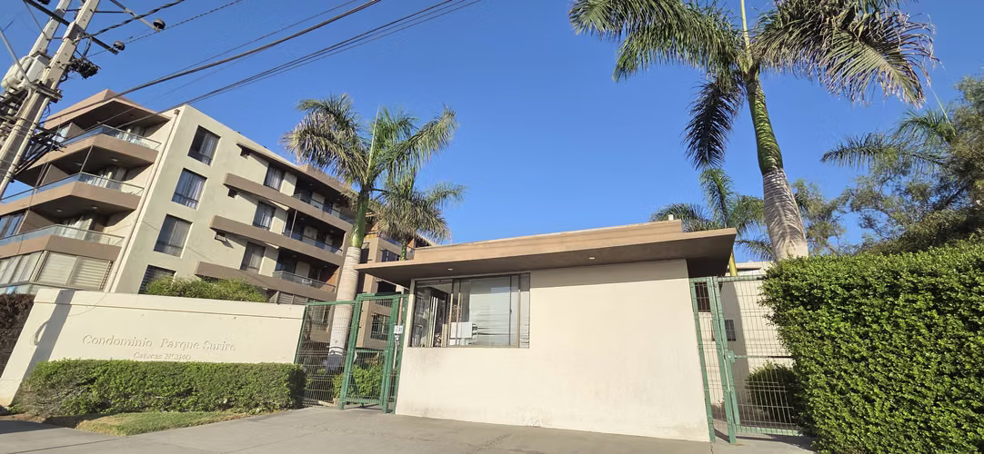 DEPARTAMENTO 85M2, SEGUNDO PISO CONDOMINIO PARQUE SURIRE