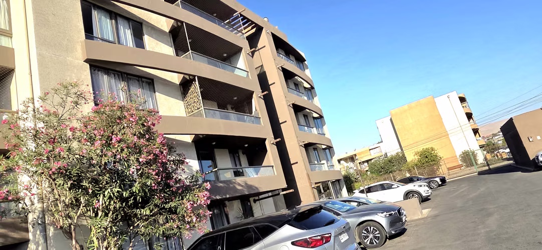 DEPARTAMENTO 85M2, SEGUNDO PISO CONDOMINIO PARQUE SURIRE - Imagen 16