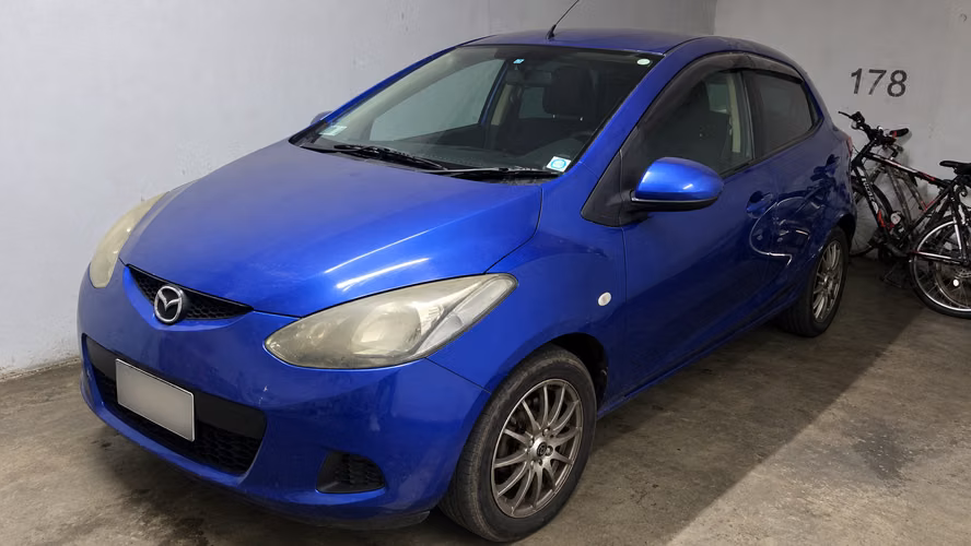 Mazda Demio 2008 Automático – Para reparar