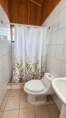 CABAÑA EN AMPLIO TERRENO CENTRO HORCÓN CAU CAU
