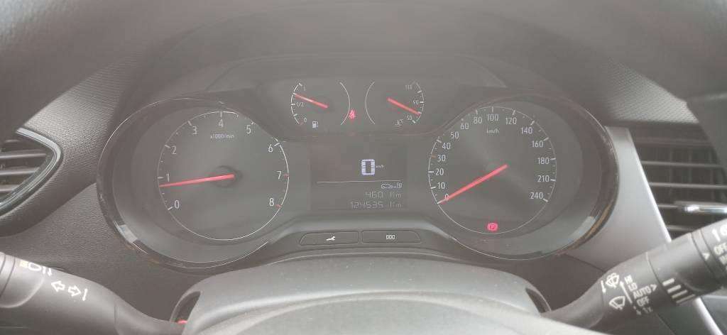 Opel crosland x 1.2 año 2019