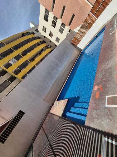SE VENDE AMPLIO DEPARTAMENTO (185749)