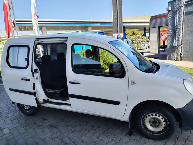 2011 Renault Kangoo 1.5 EXPRESSION DIESEL 4X2 MT 5P