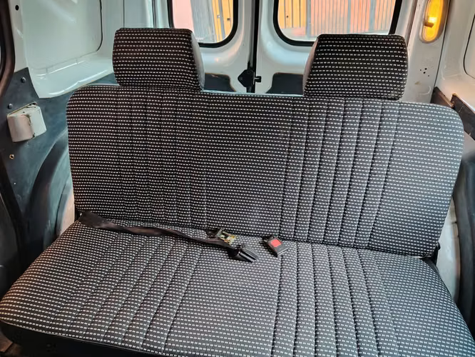 2011 Renault Kangoo 1.5 EXPRESSION DIESEL 4X2 MT 5P