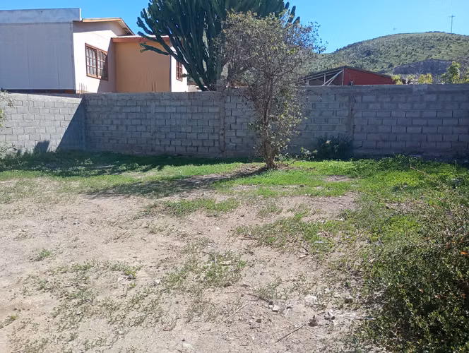 CASA MAS LOCAL COMERCIAL 504 MTS2 SECTOR HIERRO VIEJO VALLE DE ELQUI