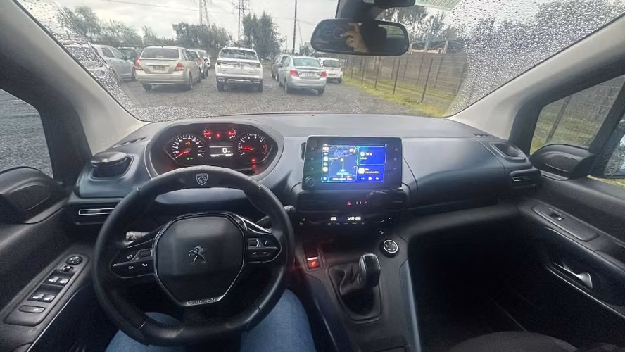 Peugeot Rifter 2019 - diésel 1.6 MT