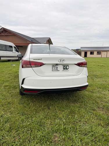 SE VENDE HYUNDAI ACCENT 2022 - Imagen 4