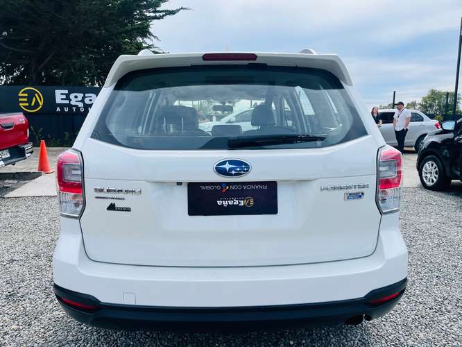 SUBARU FORESTER 2017