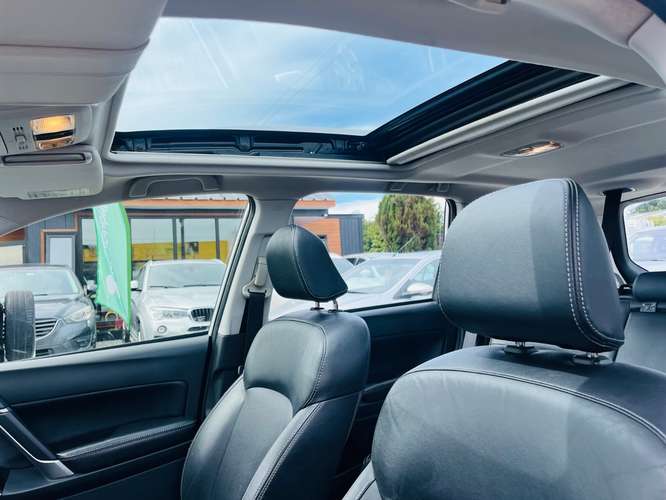 SUBARU FORESTER 2017