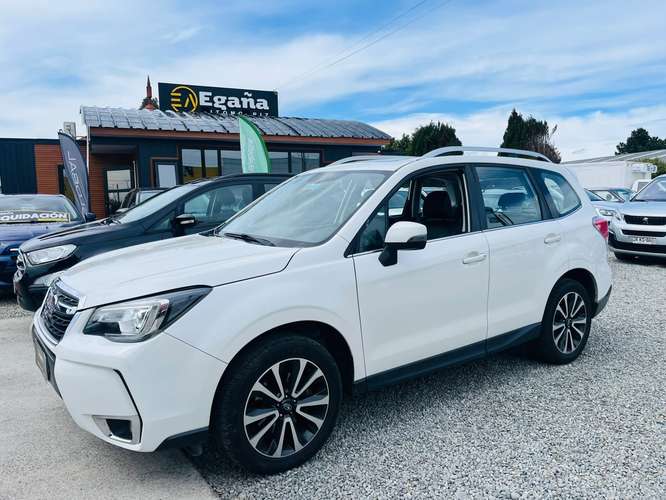 SUBARU FORESTER 2017