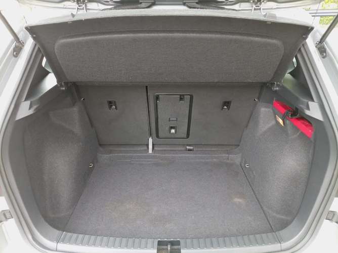 VOLKSWAGEN TAOS 1.4 TSI HIGHLINE 4X2 AT 5P. 2025