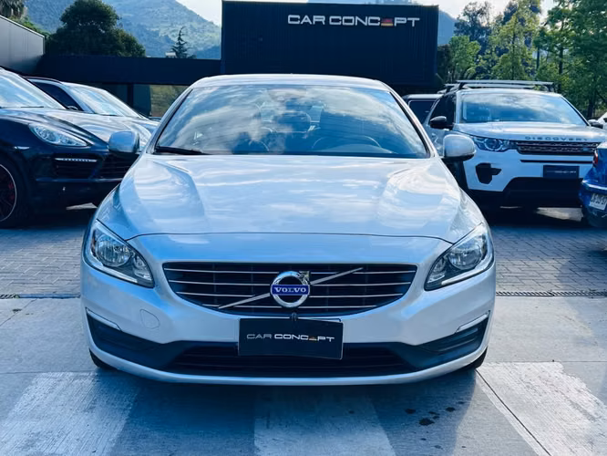 VOLVO S60 D2 AT DIESEL 2019 - Imagen 2