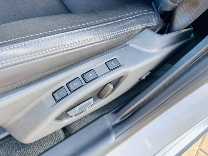 VOLVO S60 D2 AT DIESEL 2019 - Imagen 18