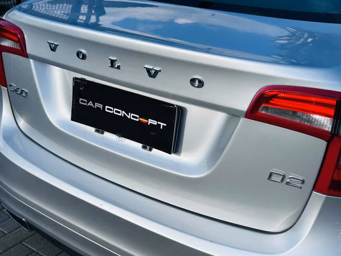 VOLVO S60 D2 AT DIESEL 2019 - Imagen 7