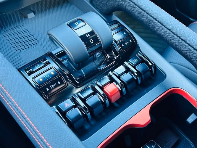 BYD SHARK HIBRIDO 1.5 TURBO 4X4 2026 - Imagen 17