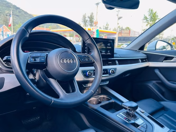 AUDI A4 35 TFSI 2.0T S LINE 2022 - Imagen 10