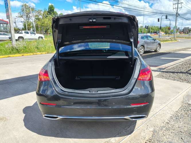 MERCEDES-BENZ C200 1.5 TURBO AUTOMÁTICO 2023