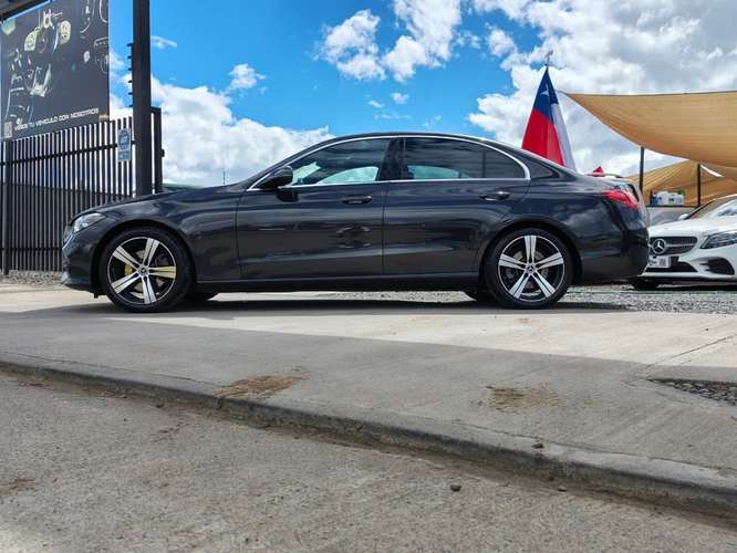 MERCEDES-BENZ C200 1.5 TURBO AUTOMÁTICO 2023