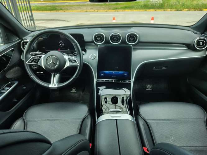 MERCEDES-BENZ C200 1.5 TURBO AUTOMÁTICO 2023