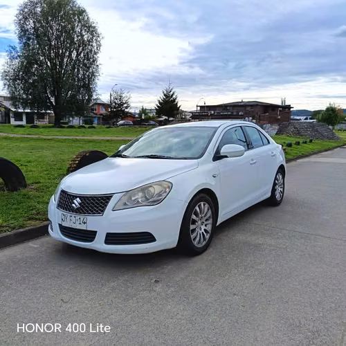 Suzuki kizashi