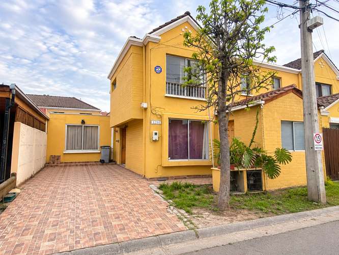CASA FAMILIAR EN CONDOMINIO SEGURO