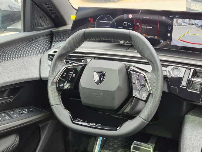 Peugeot 5008 Mhev 1.2 Aut 2026