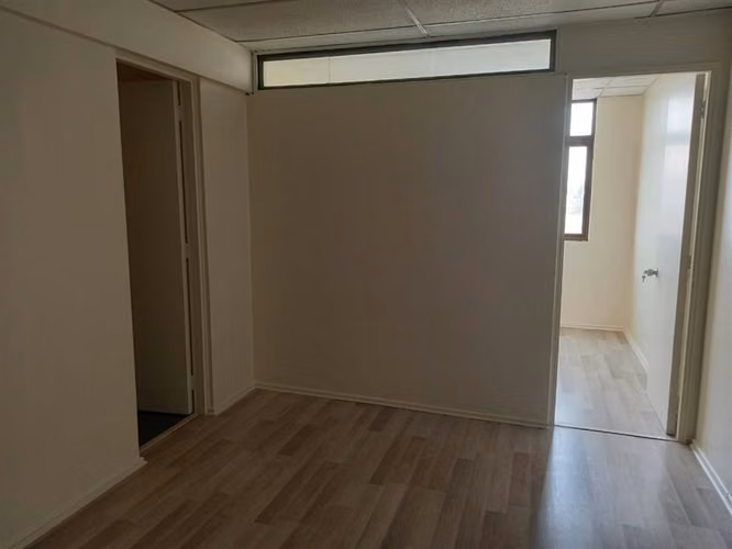 Se vende oficina en Edificio Centenario 22mts2 Maipú