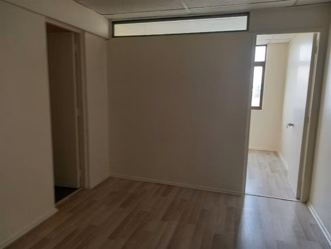 Se vende oficina en Edificio Centenario 22mts2 Maipú