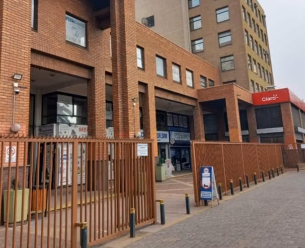 Se vende oficina en Edificio Centenario 22mts2 Maipú