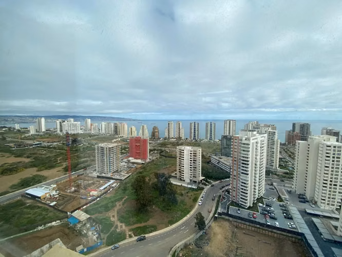 Arriendo amplio Departamento Amoblado - Bosques de Montemar - Imagen 12